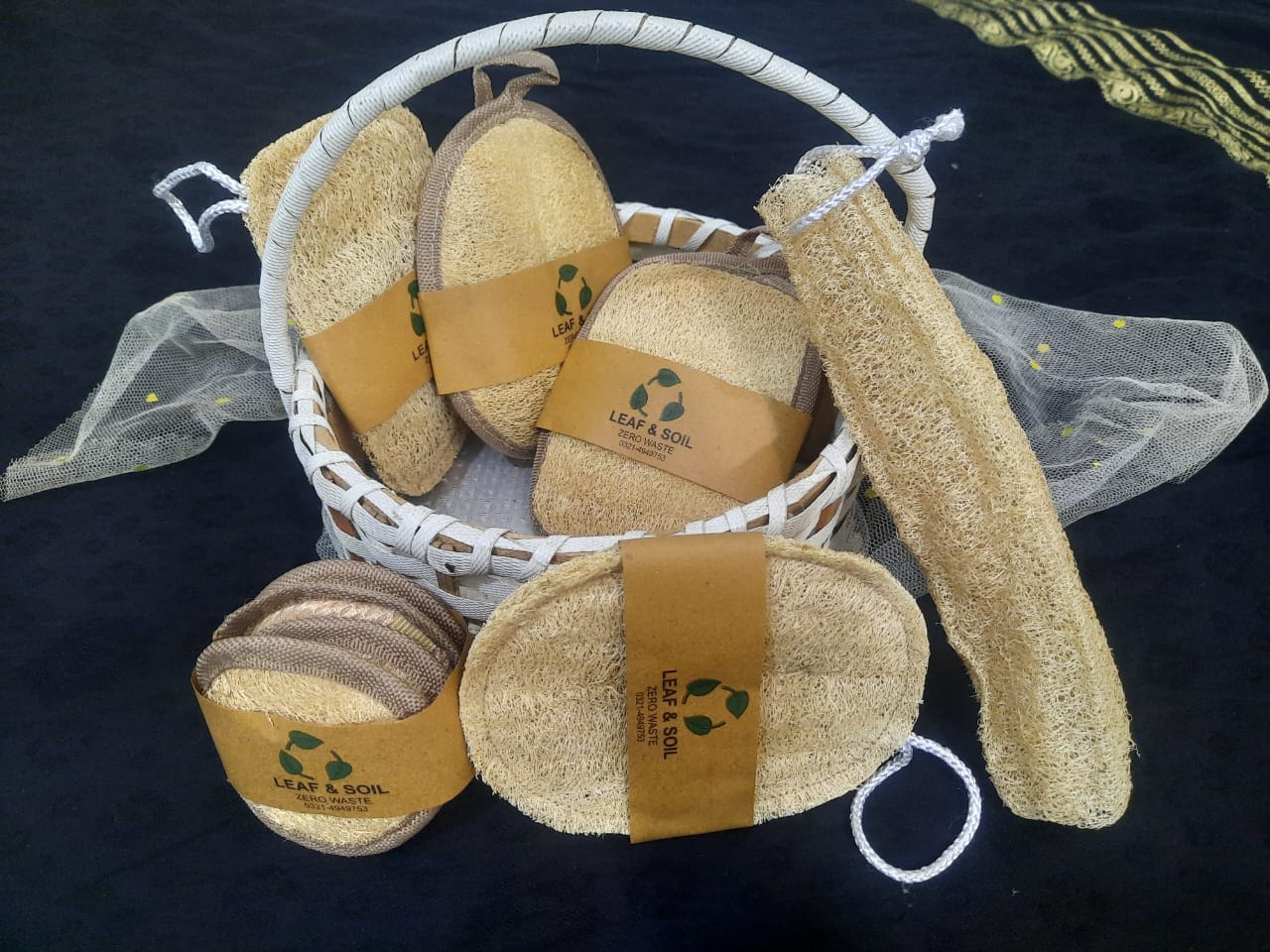 Deal 6: Pack of 2 Bathing, 2 Kitchen, 1 Face set and 1 Long Bar Natural Loofa.