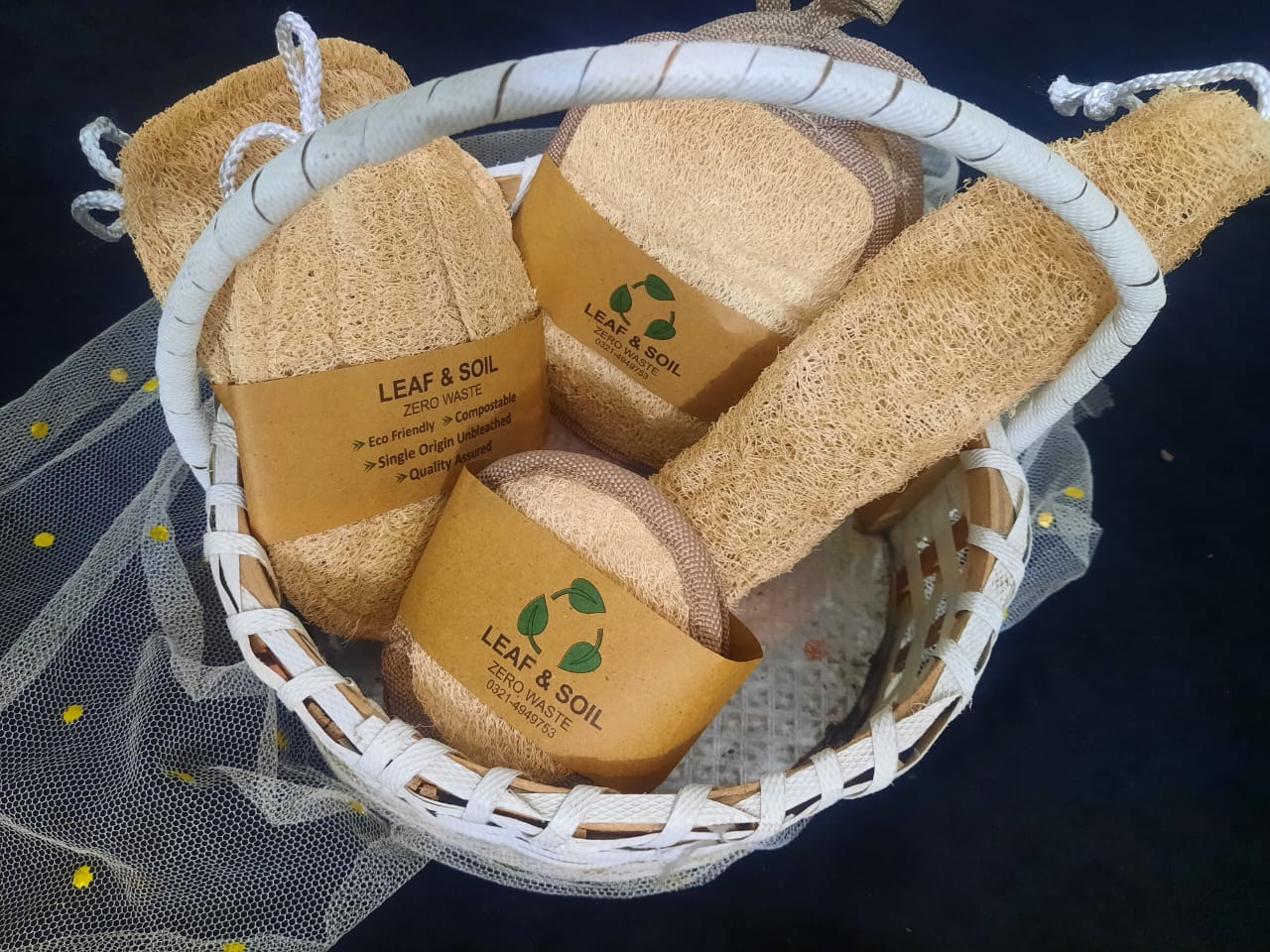 Deal 6: Pack of 2 Bathing, 2 Kitchen, 1 Face set and 1 Long Bar Natural Loofa.