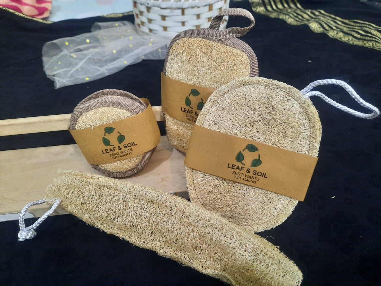 Deal 4: Pack of 1 bathing, 1 Kitchen, 1 Set of face pad(4item) and 1 Long Loofa